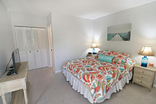 Creston House 2B - image 6