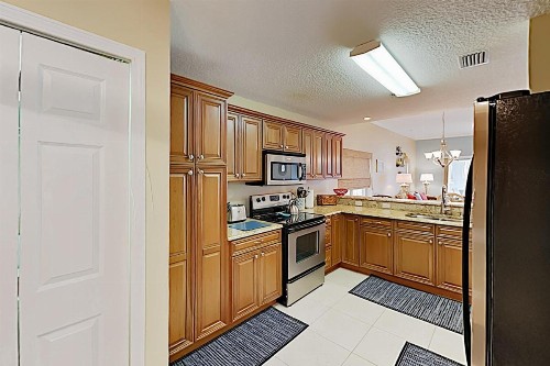 Sunny Poolside Condo with Hot Tub & Beach Access condo - image 10