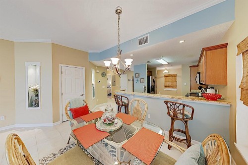 Sunny Poolside Condo with Hot Tub & Beach Access condo - image 8