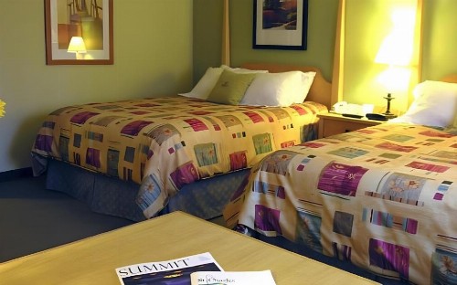 Pheasant Run Resort - image 10