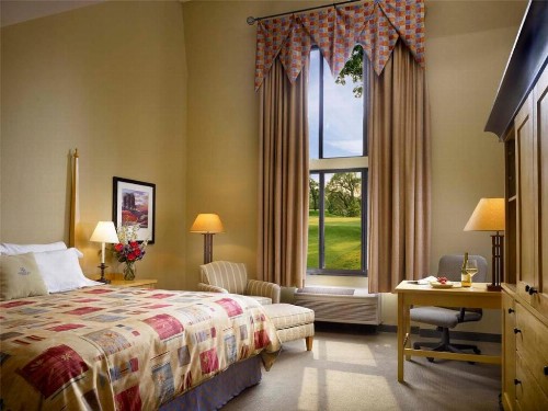 Pheasant Run Resort - image 4