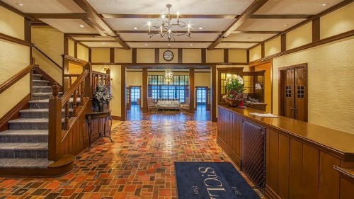 The St. Clair Inn a Tribute Portfolio Hotel - image 9