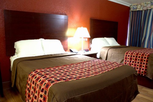 Polynesian Inn - image 10