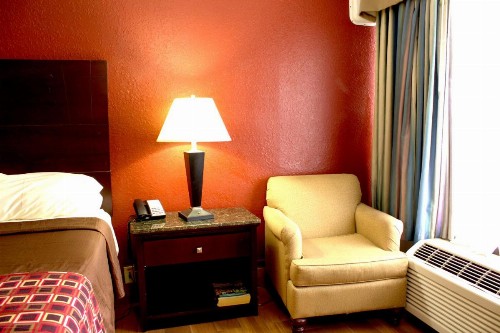 Polynesian Inn - image 5