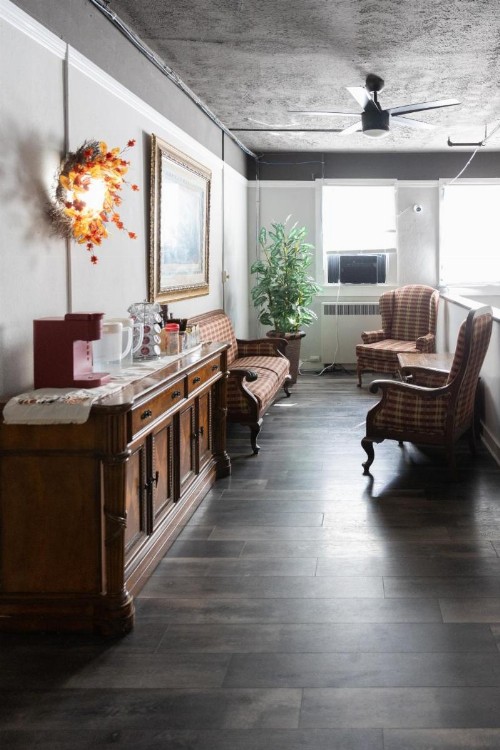 Hunter Arms Hotel - image 26