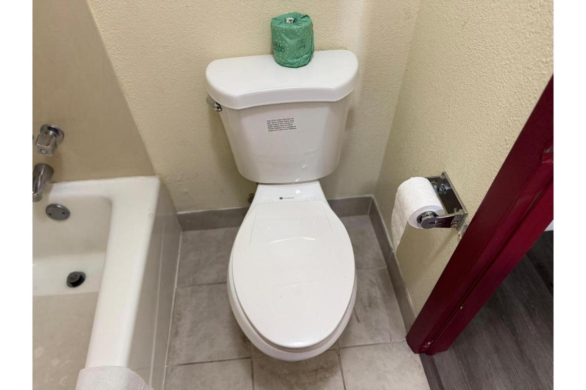 Country Hearth Inn And Suites Saint George - image 5
