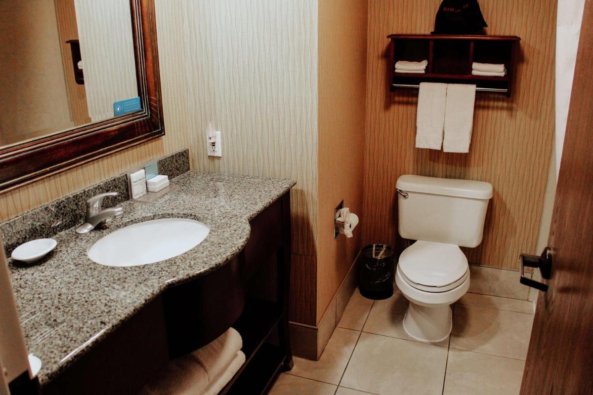 Hampton Inn St. George - image 2