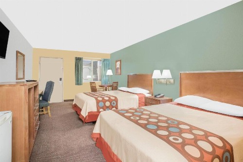 Super 8 by Wyndham St. George UT - image 16