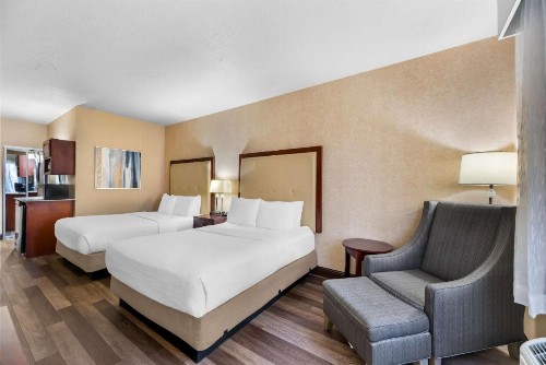 Best Western Plus Abbey Inn - image 11