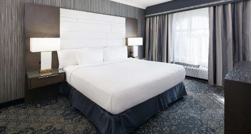 Best Western Plus Abbey Inn - image 17
