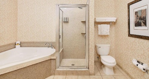 Best Western Plus Abbey Inn - image 37