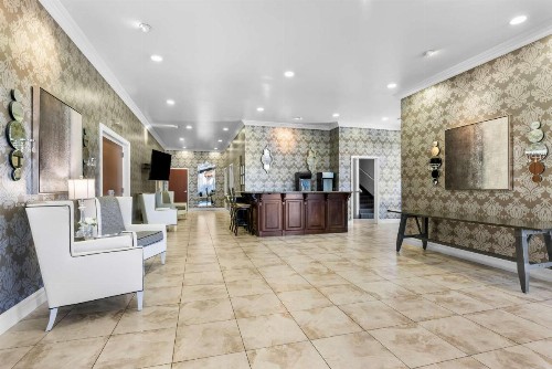 Best Western Plus Abbey Inn - image 38