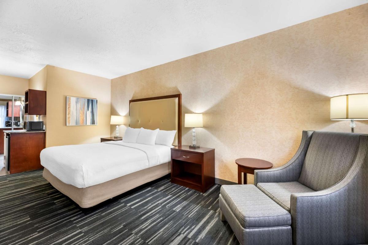 Best Western Plus Abbey Inn - image 6
