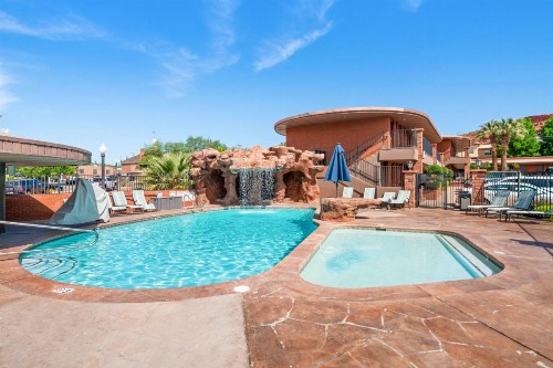 Best Western Coral Hills - image 2