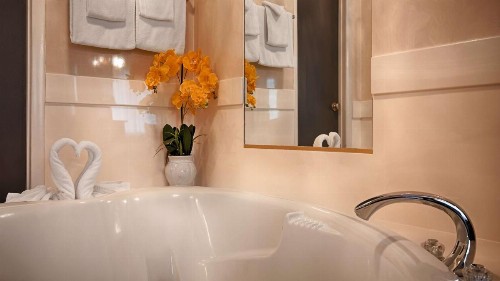 Best Western Coral Hills - image 44