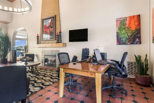 Clarion Suites St George - Convention Center Area - image 16