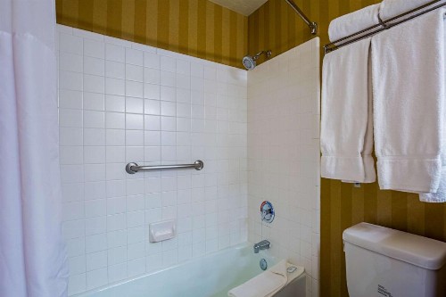 Clarion Suites St George - Convention Center Area - image 18