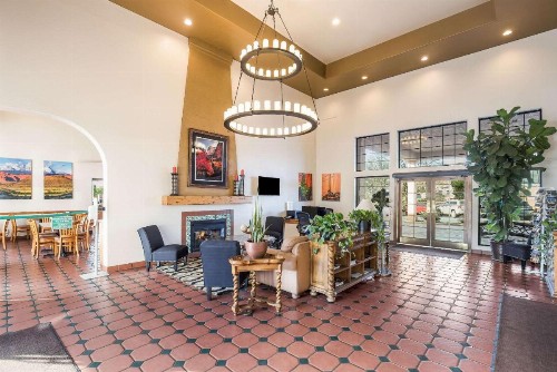 Clarion Suites St George - Convention Center Area - image 2