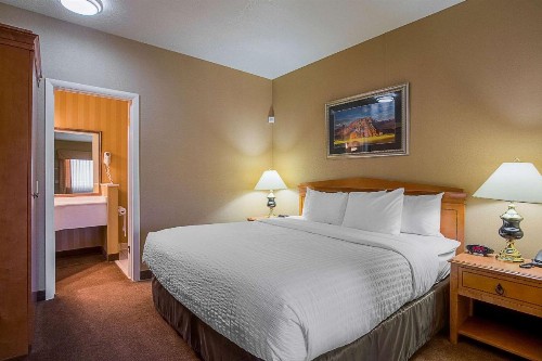 Clarion Suites St George - Convention Center Area - image 29