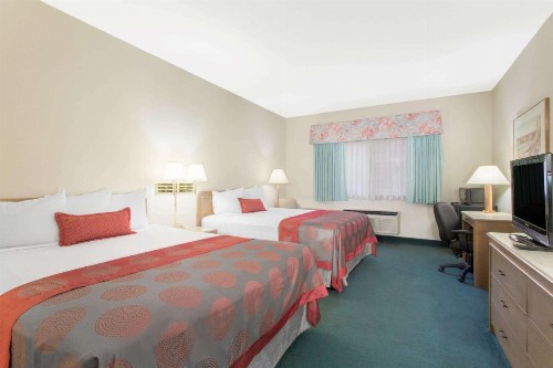 Ramada by Wyndham St George - image 25