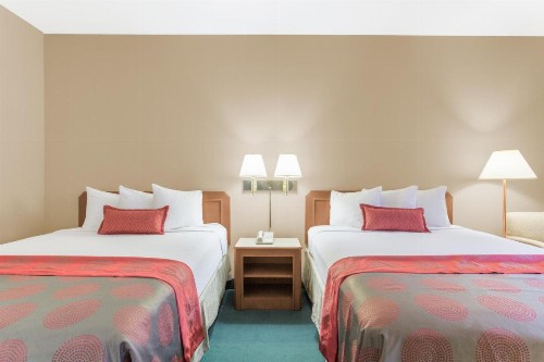 Ramada by Wyndham St George - image 30