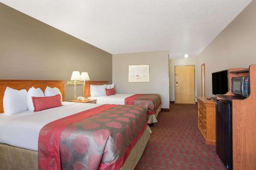 Ramada by Wyndham St George - image 42