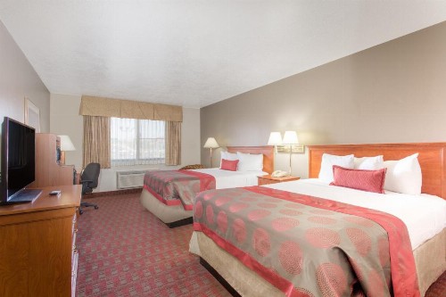 Ramada by Wyndham St George - image 48