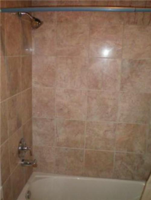Economy Inn & Suites - image 13