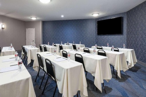 La Quinta by Wyndham St. George - image 6