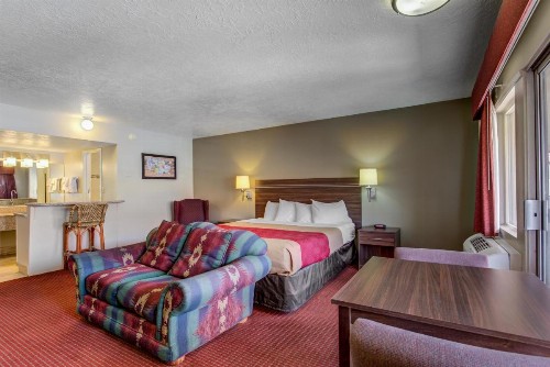 Econo Lodge Saint George - image 46