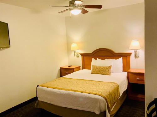 St. George Inn and Suites - image 2
