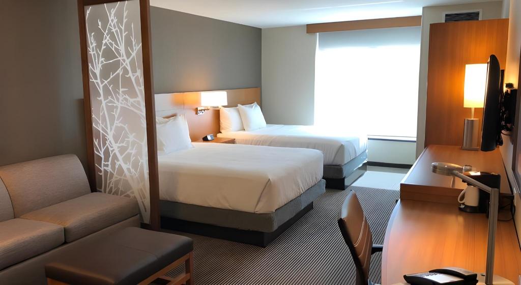 Hyatt Place St George/Convention Center - image 3