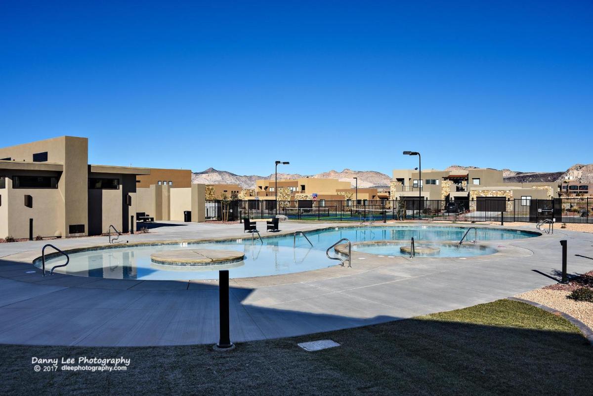 Red Rock Vista - image 4