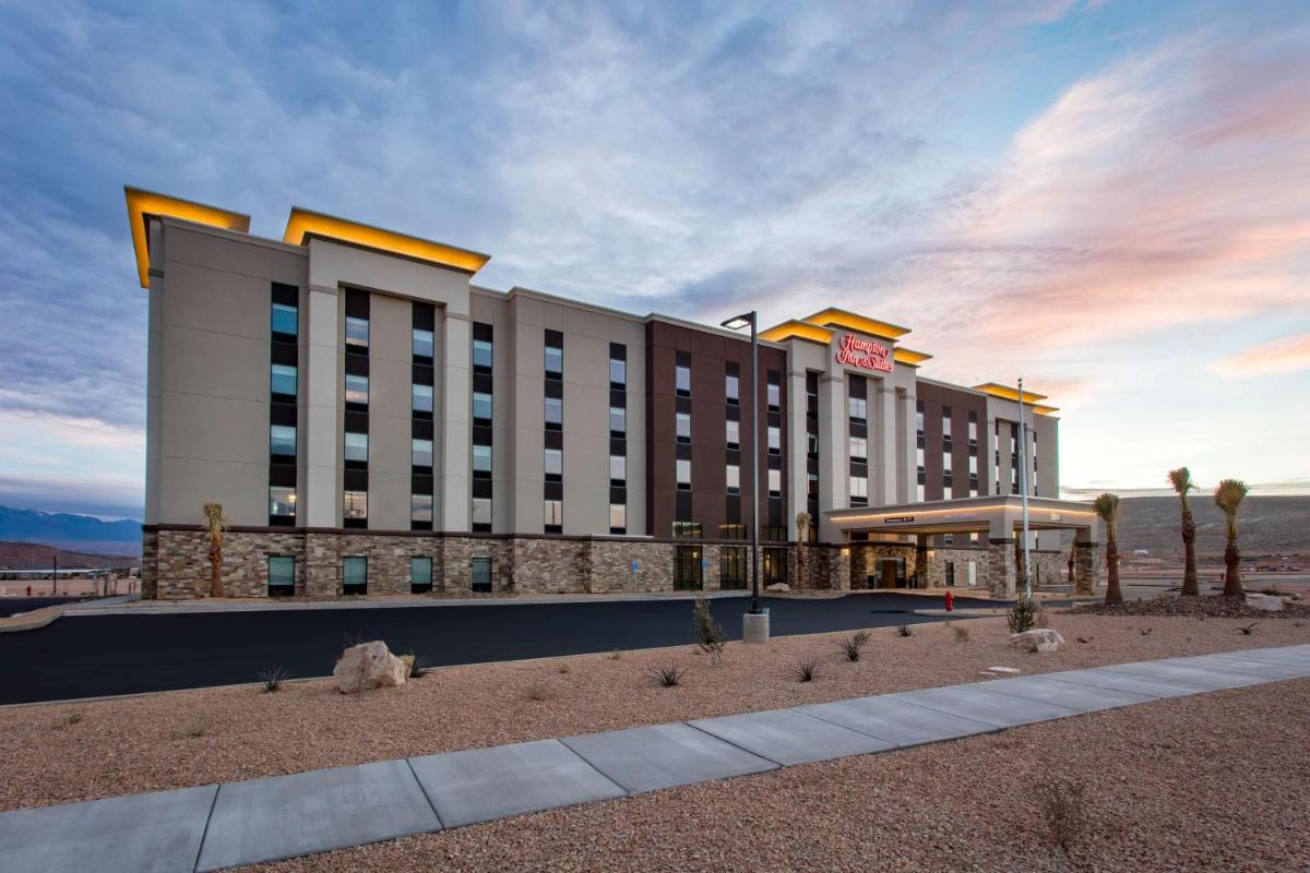 Hampton Inn & Suites St. George - main image