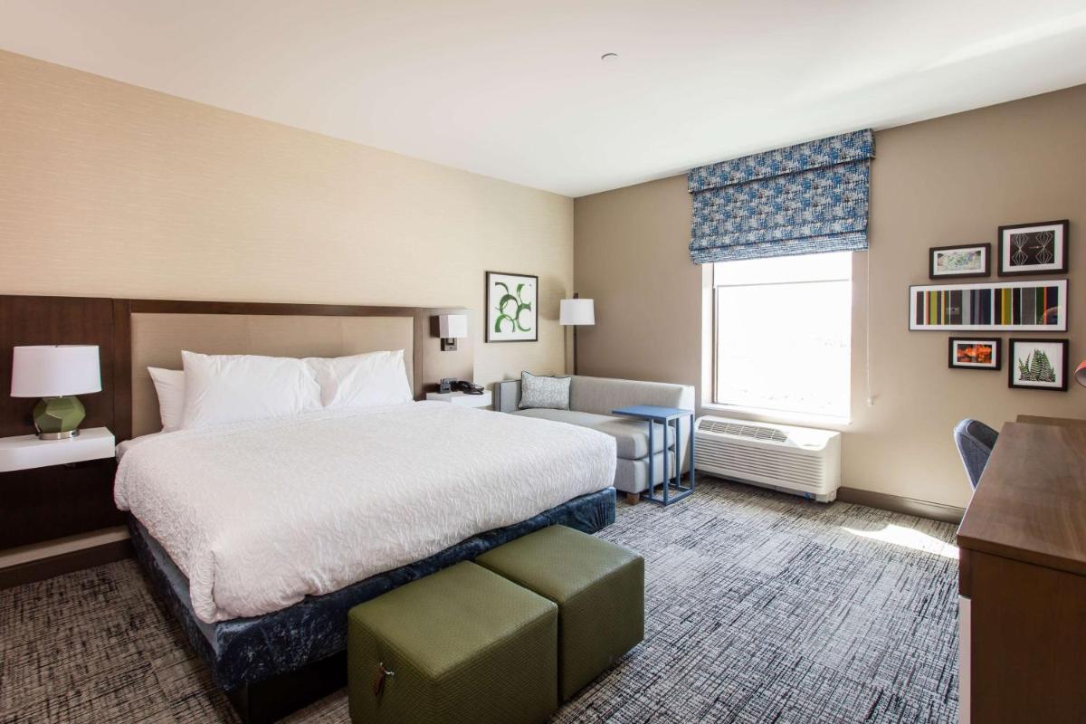 Hampton Inn & Suites St. George - image 2