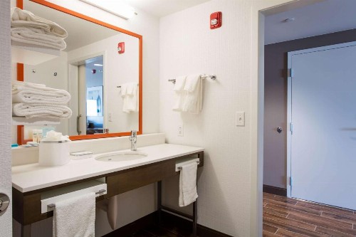 Hampton Inn & Suites St. George - image 4