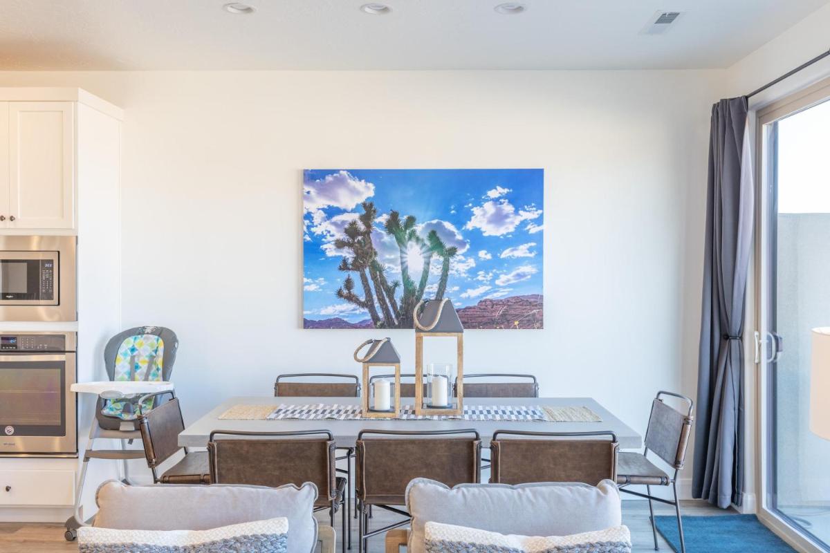 Hacienda Hideaway - image 7