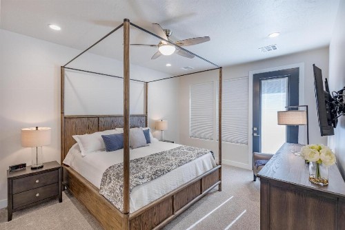 Cliffside Retreat - image 8
