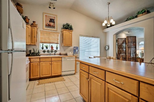 St George Townhome with Patio - Near Natl Parks - image 5