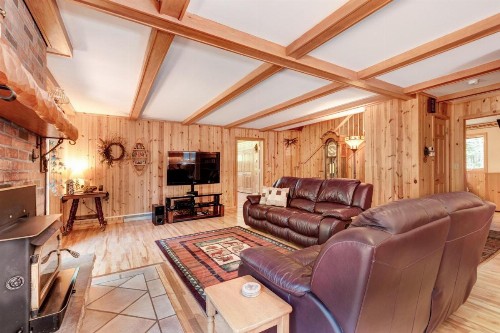 Big Saint Lodge - image 10