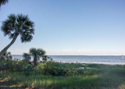 Preston's Tides on St. Helena Island