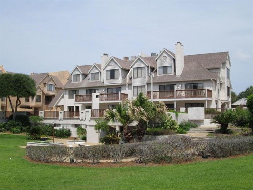 658 New Haven - Three Bedroom Villa - image 11