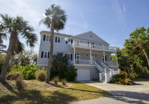 619 Dolphin Road - Six Bedroom House