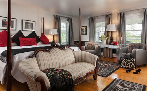 Rabbit Hill Inn - image 27