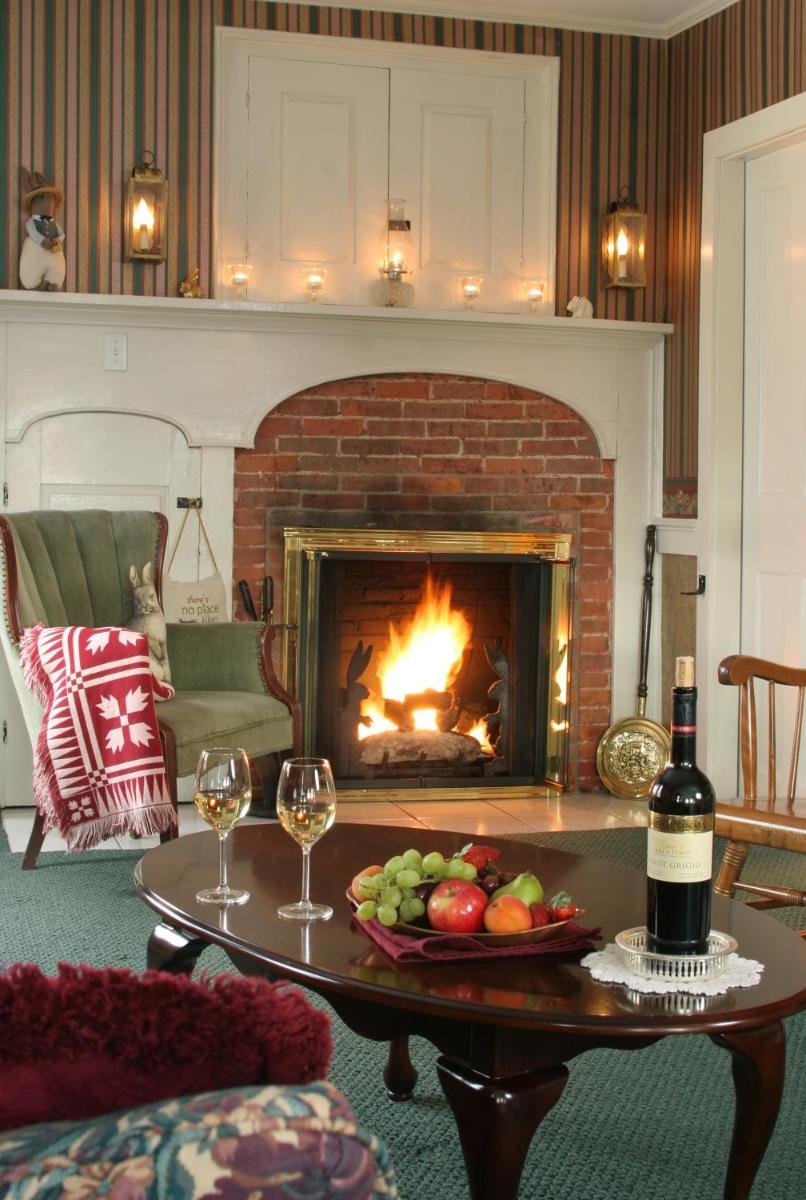 Rabbit Hill Inn - image 7