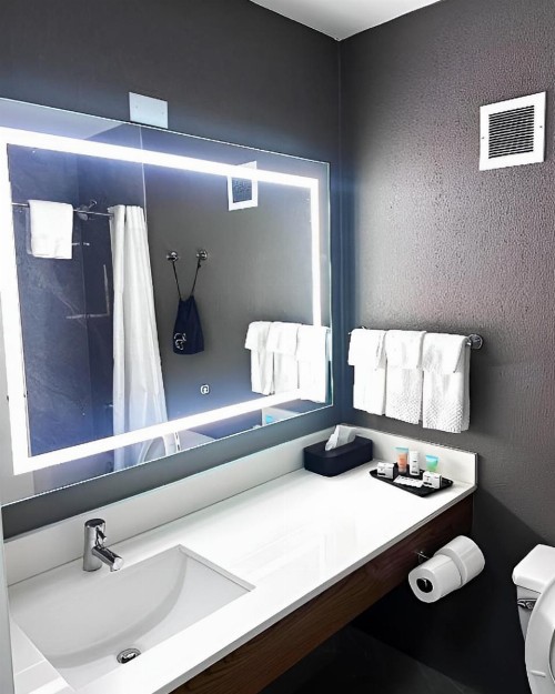 Silver Beach Hotel - image 20