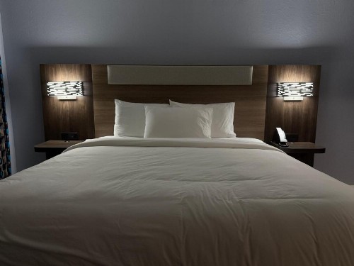 Silver Beach Hotel - image 33