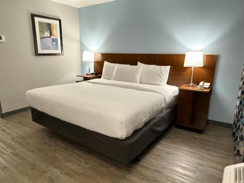 Silver Beach Hotel - image 36