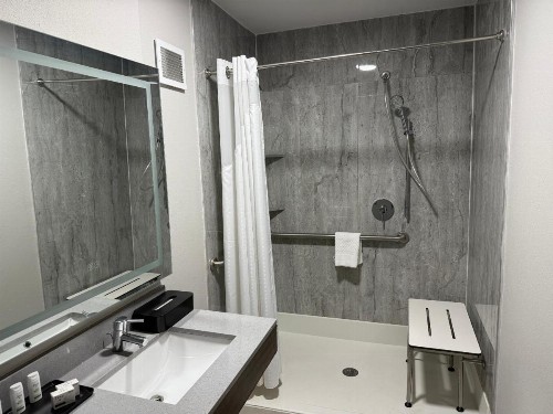 Silver Beach Hotel - image 38