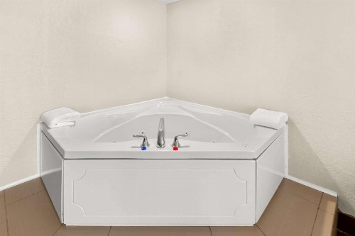 Comfort Inn St Louis – Westport - image 10